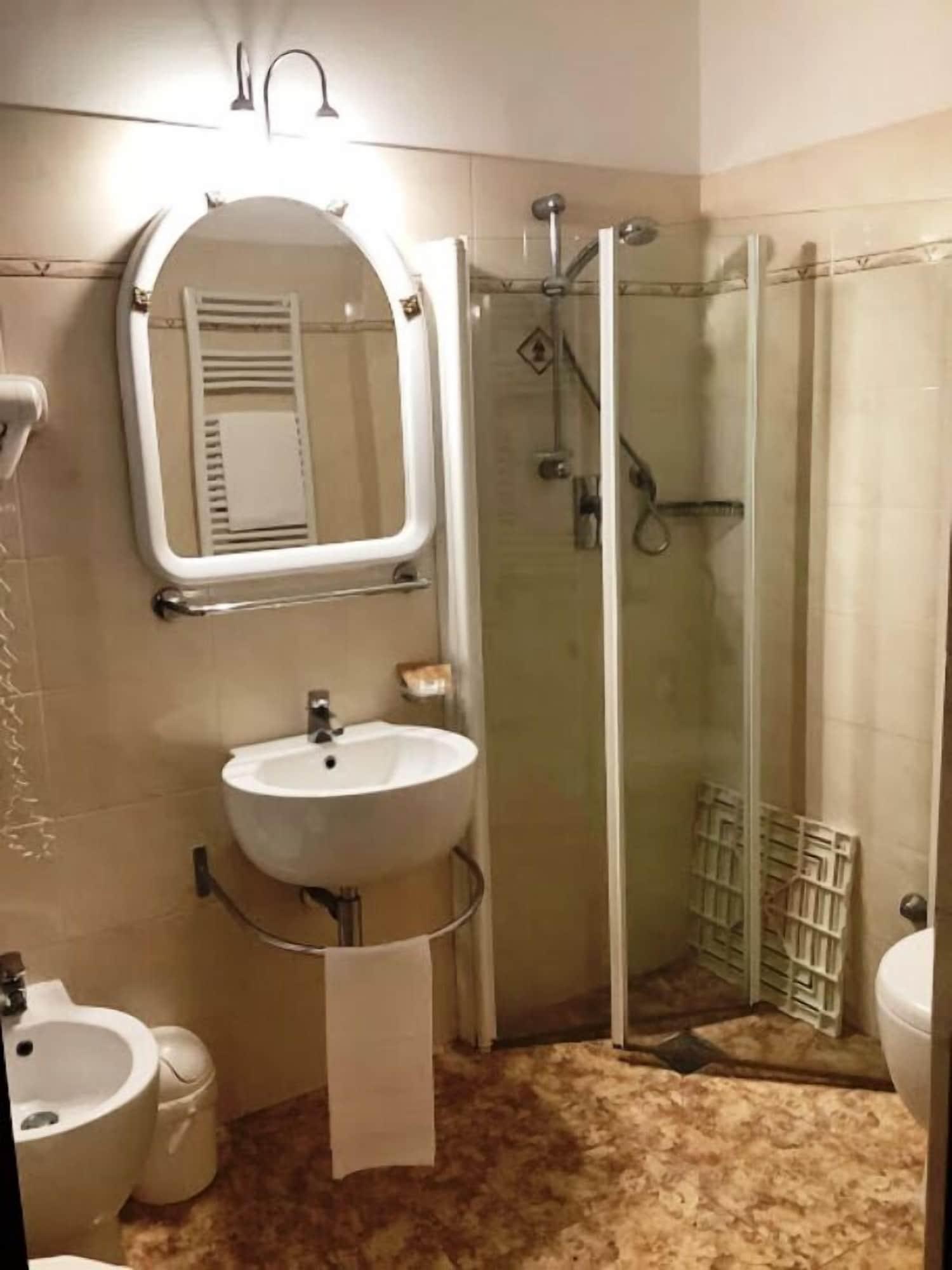 Hotel Savona มอนเตกาตินี แตร์เม ภายนอก รูปภาพ