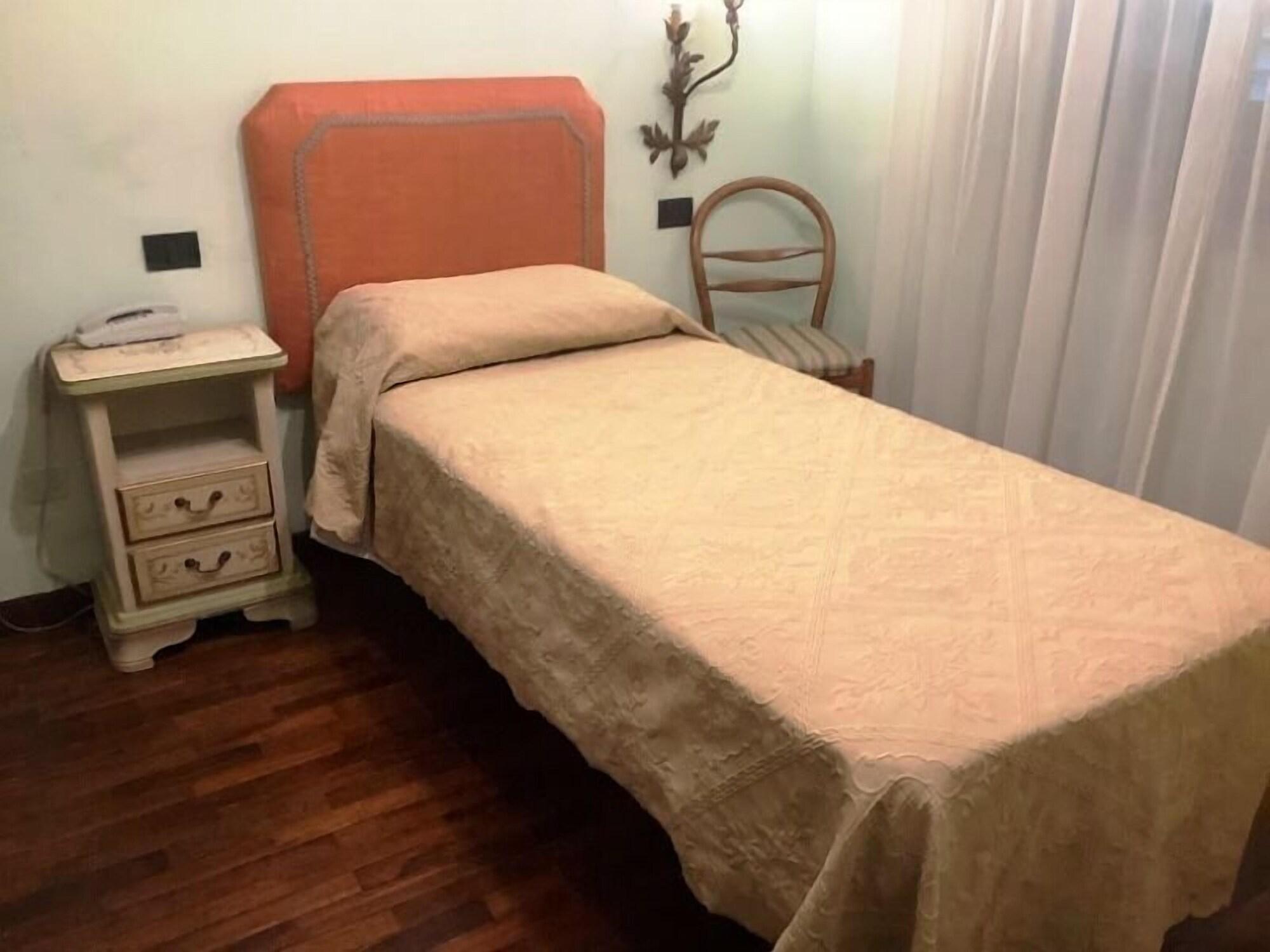 Hotel Savona มอนเตกาตินี แตร์เม ภายนอก รูปภาพ