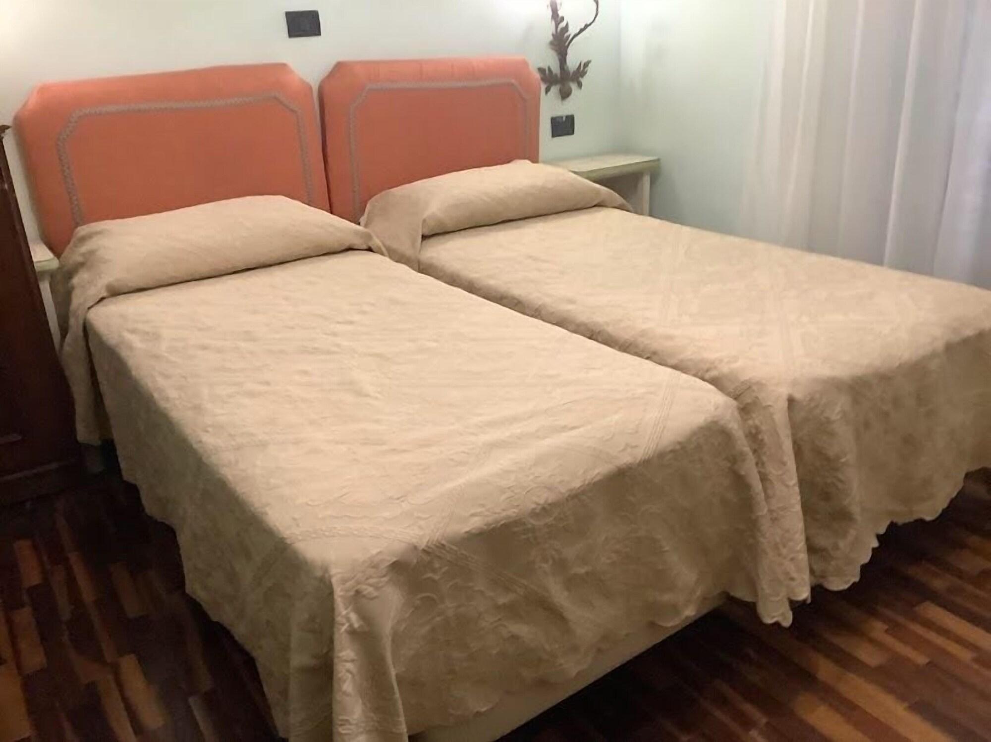 Hotel Savona มอนเตกาตินี แตร์เม ภายนอก รูปภาพ