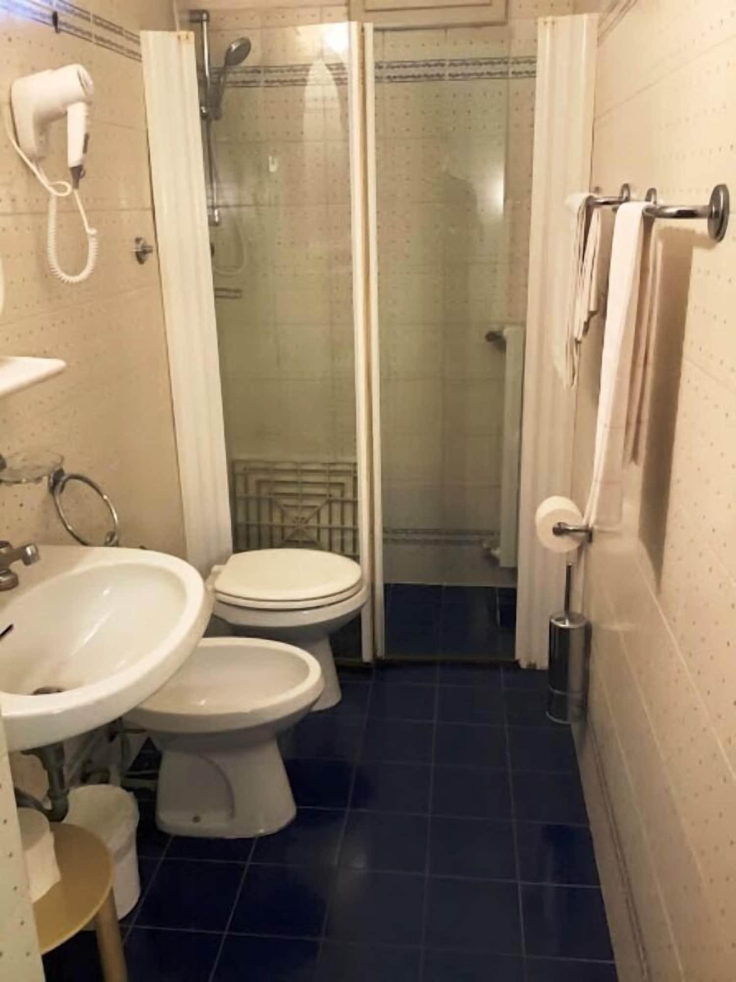 Hotel Savona มอนเตกาตินี แตร์เม ภายนอก รูปภาพ