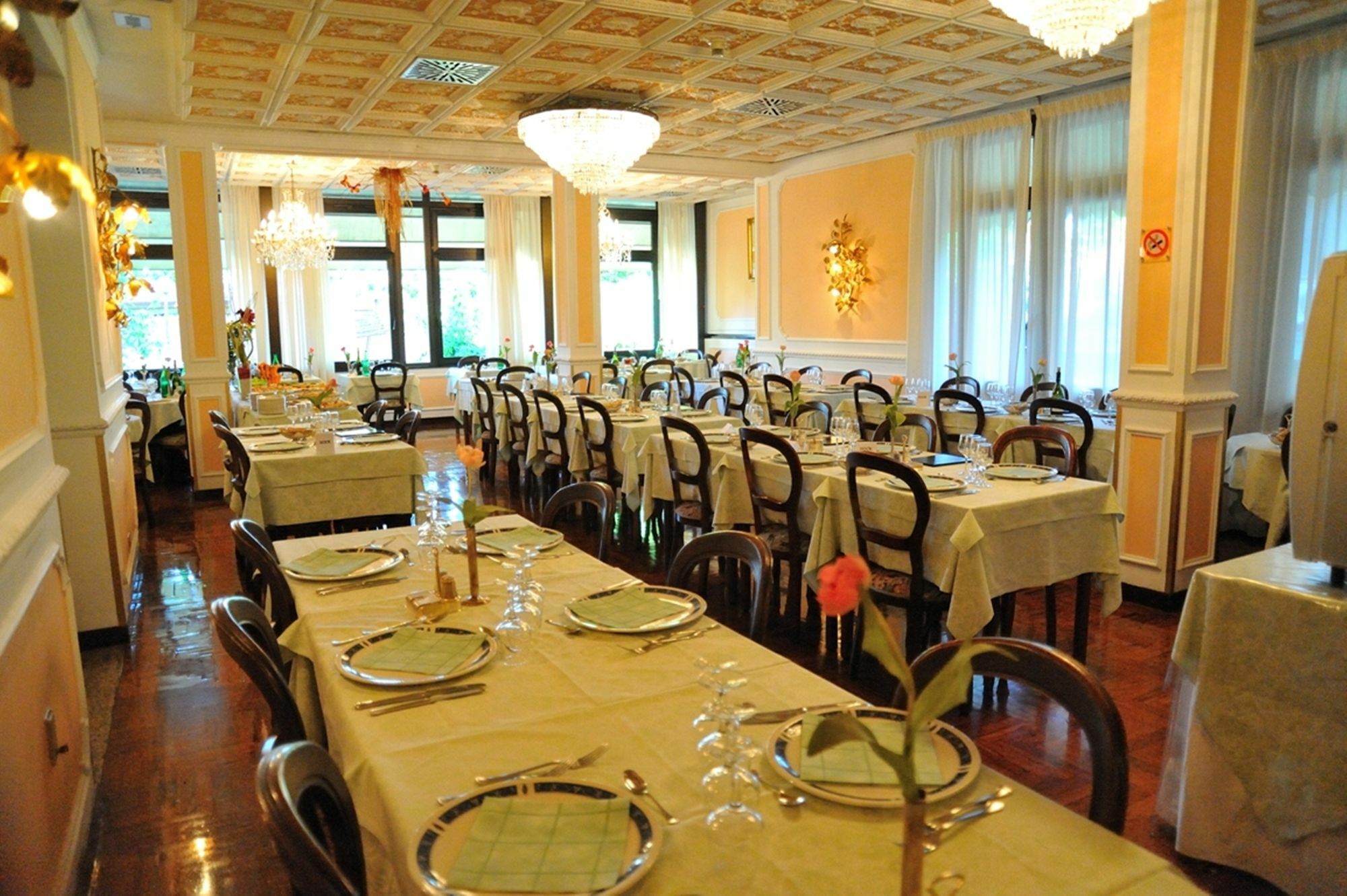 Hotel Savona มอนเตกาตินี แตร์เม ภายนอก รูปภาพ